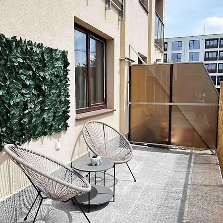 Apartment хранова *